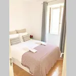Apartman 32 2 - Heart Of Private Apartment, Bairro Alto Lisboa