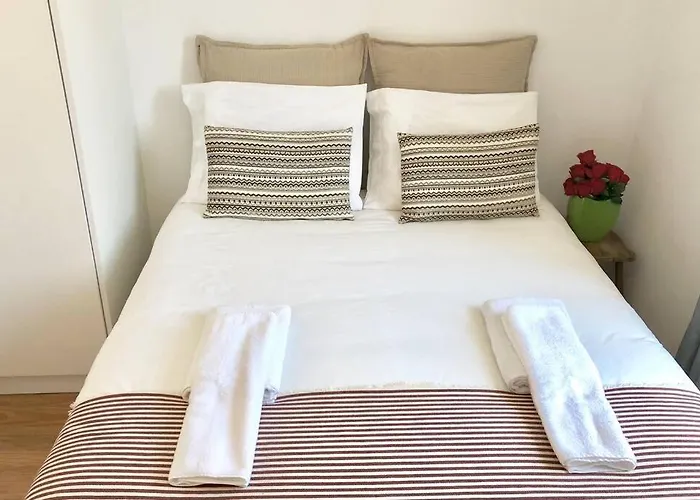 32 2 - Heart Of Private Apartment, Bairro Alto Lisboa
