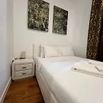 32 2 - Heart Of Private Apartment, Bairro Alto شقة Lisboa